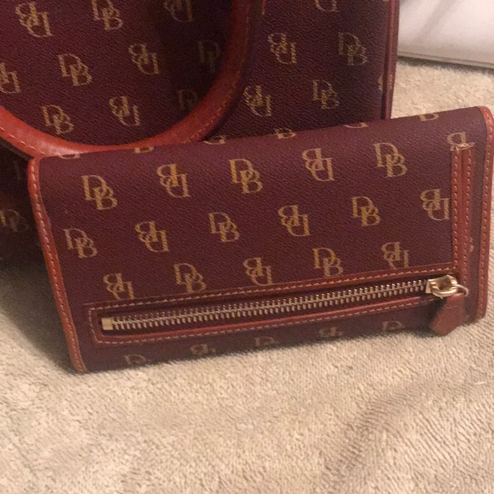 Wallet - Picture 3 of 4